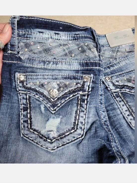 Miss Me Denim - Miss me jeans size 26 mid rise skinny distressed, embellished-blue/silver